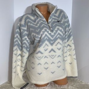 Victoria’s Secret PINK Sherpa pullover